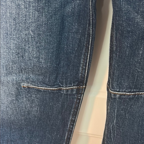 Kut from the Kloth Blue Relaxed Jeans with Lived-In Look - Picture 9 of 14